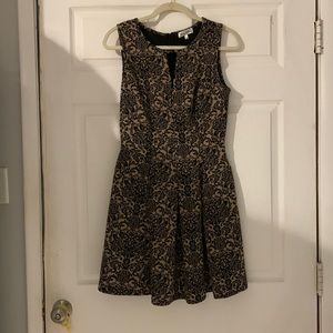 Honey and Rosie Dress! Size Large - Black and brown